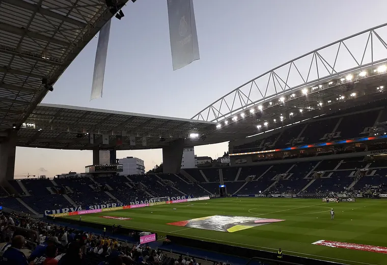 Estádio do Dragão em dia de jogo do FC Porto